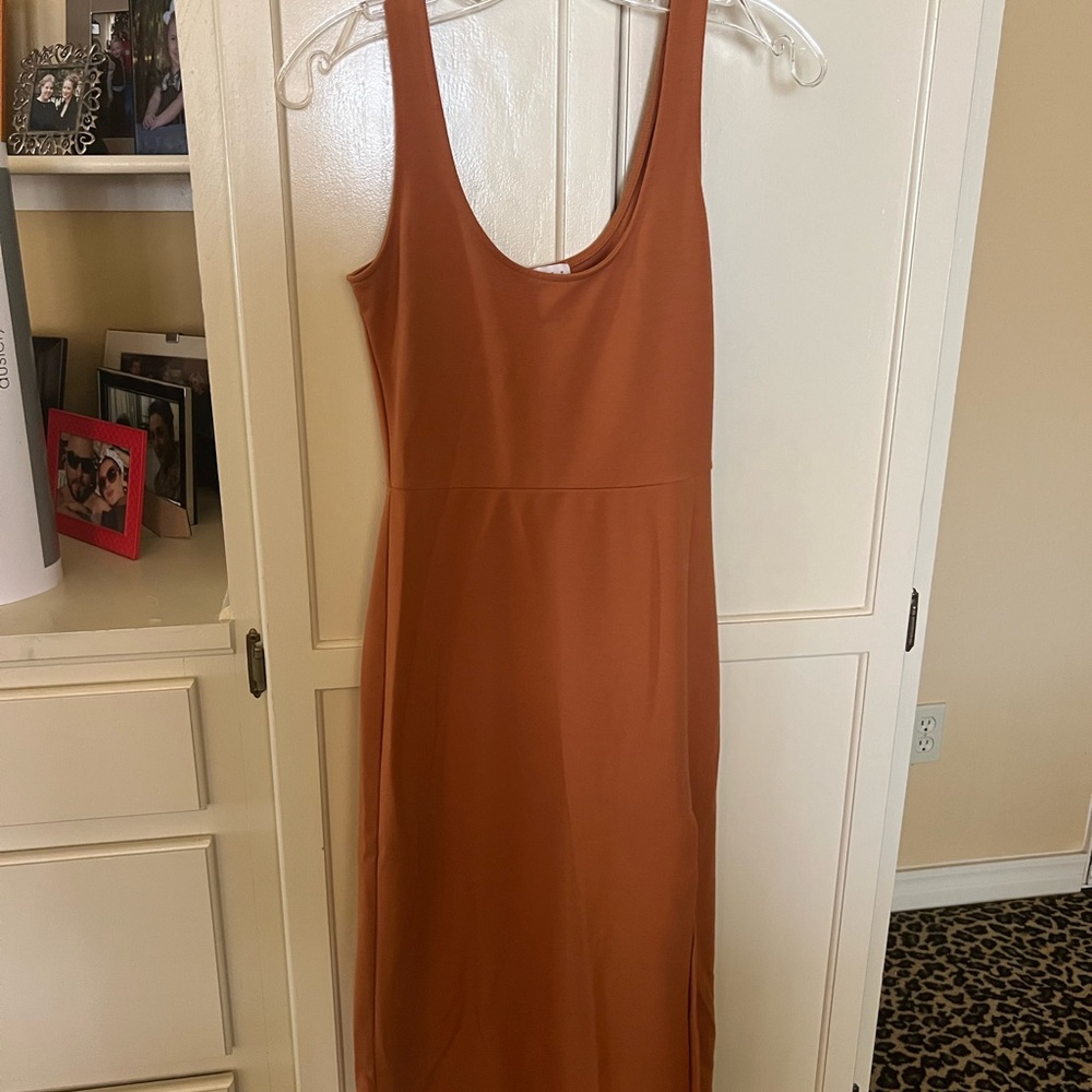 NWOT Leith bodycon dress in acorn - Picture 4 of 4